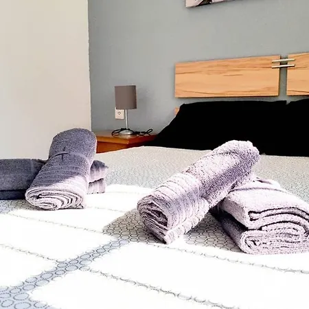 Daire Big Sur - Acogedor Apartamento Con Piscina & Jardin